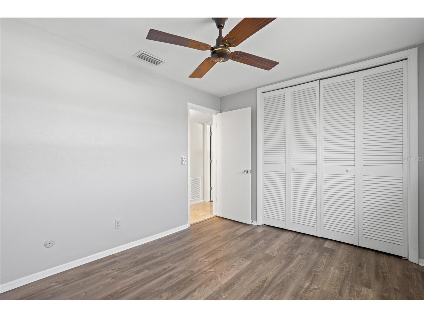 1221 Drew Street #E12 Clearwater FL 33755 TB8510493 image39