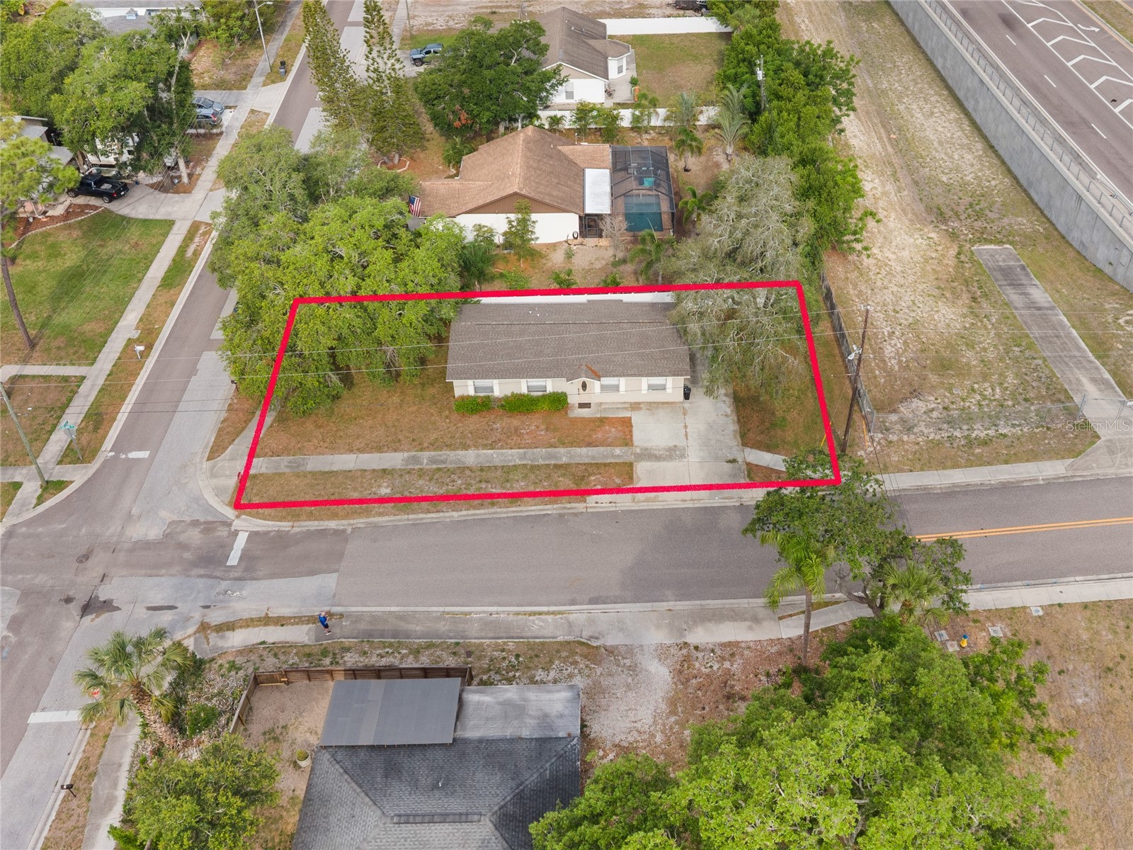 1221 E Court Street Tarpon Springs FL 34689 O6411060 image3