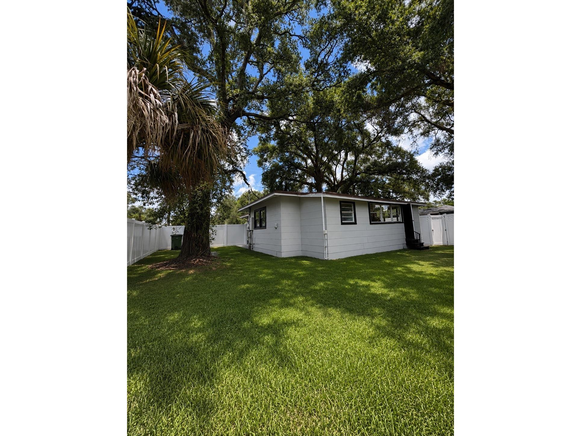 1221 E Dr Martin Luther King Jr Boulevard Tampa FL 33603 TB8532723 image27