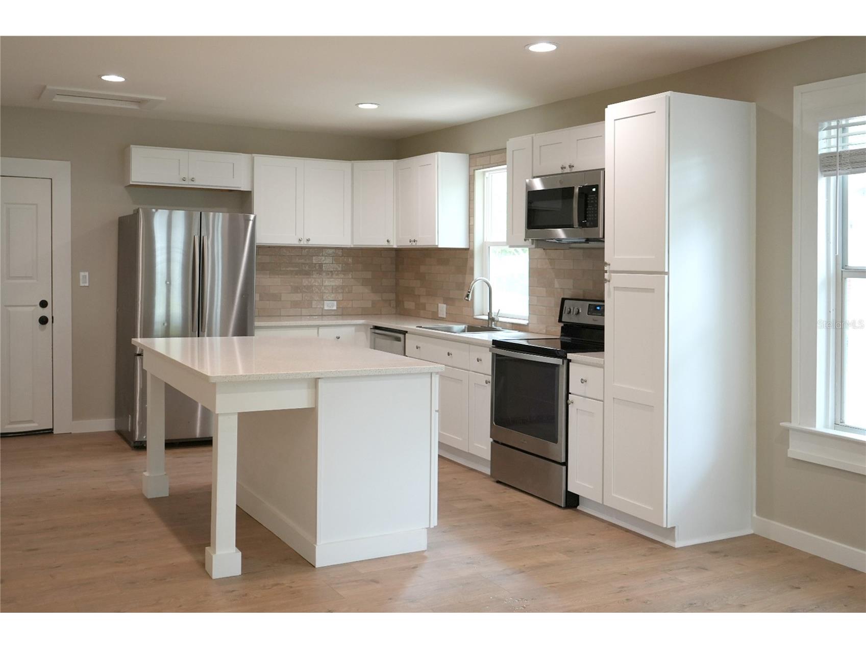 1221 E Osborne Avenue Tampa FL 33603 TB8496478 image7