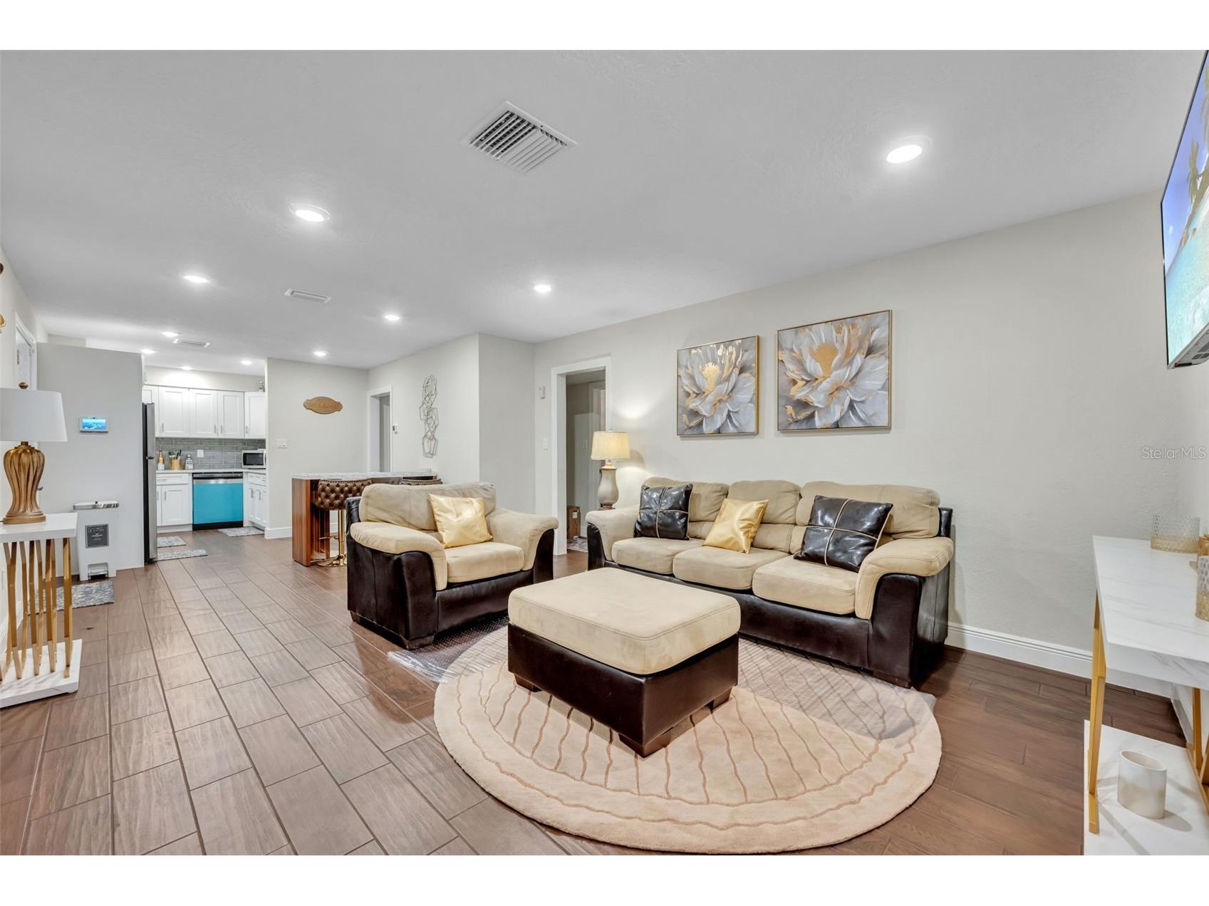 1221 Elinore Drive Orlando FL 32808 O6423646 image4