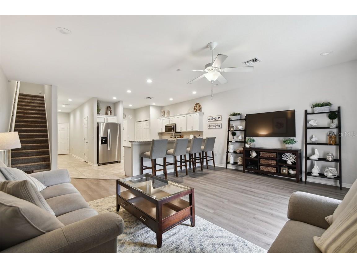 1221 Grantham Drive Sarasota FL 34234 T3493531 image1