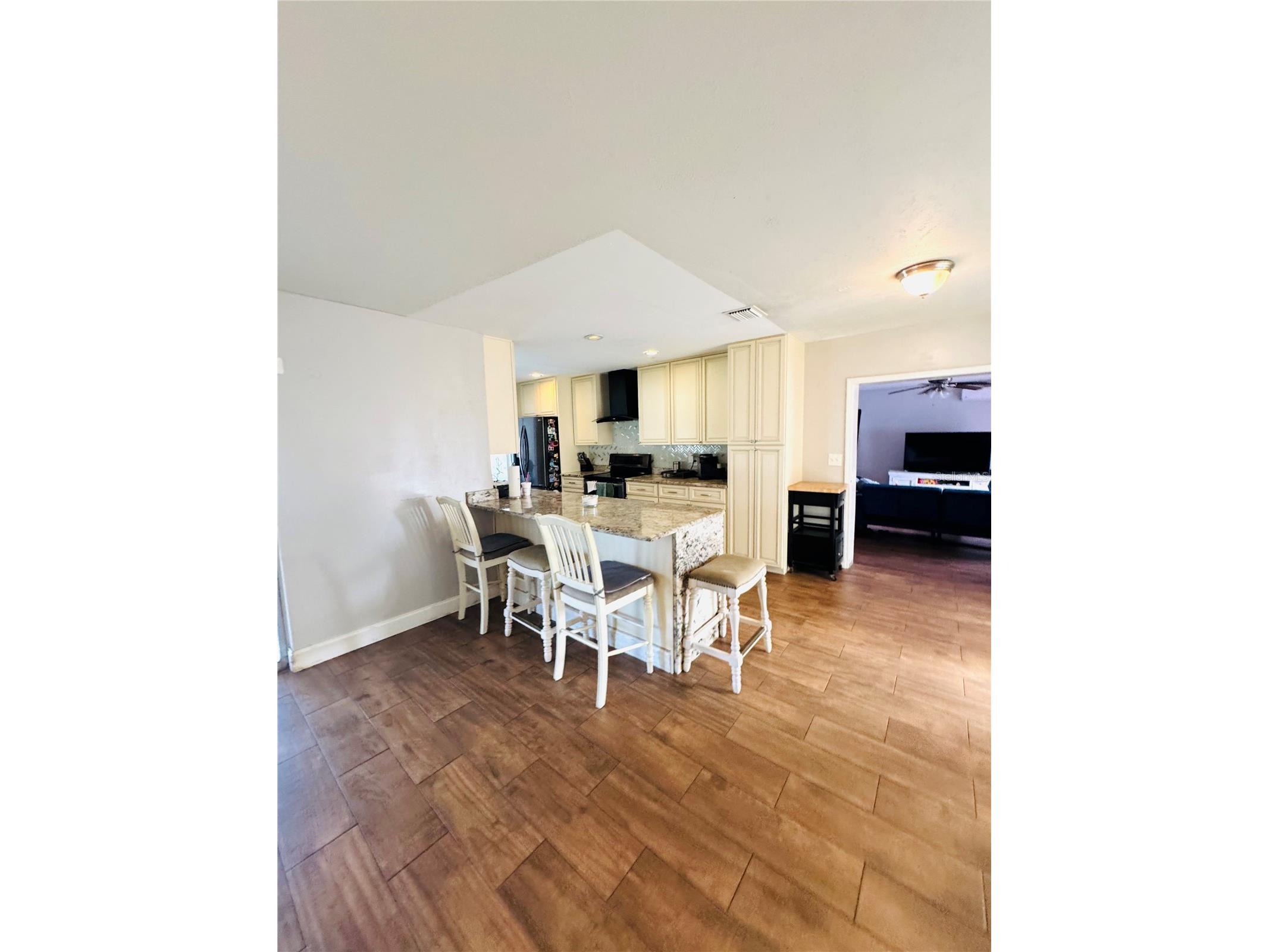 1221 Leeway Avenue Orlando FL 32810 O6419929 image2