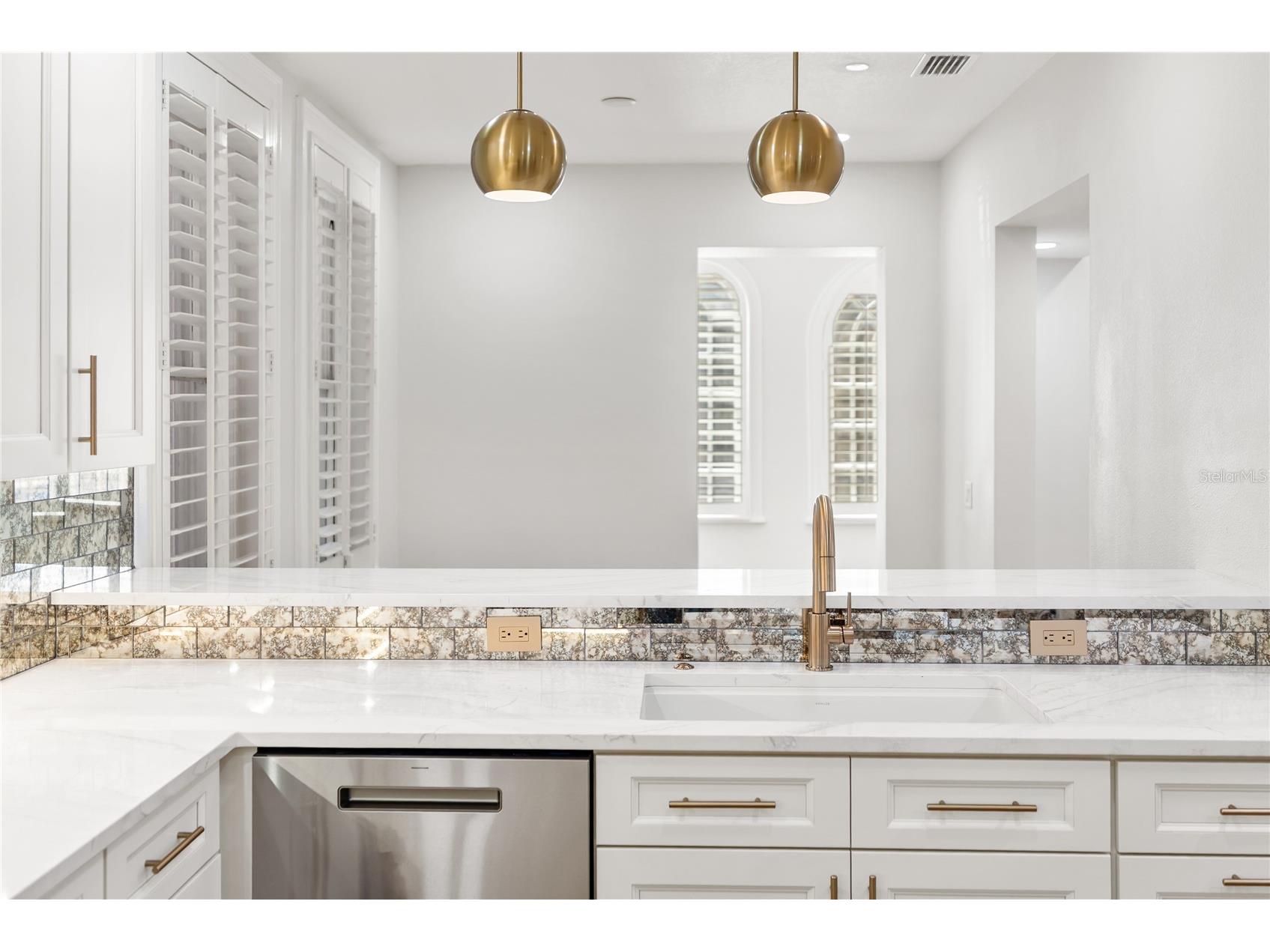 1221 N Palm Avenue #106/107 Sarasota FL 34236 A4682388 image14