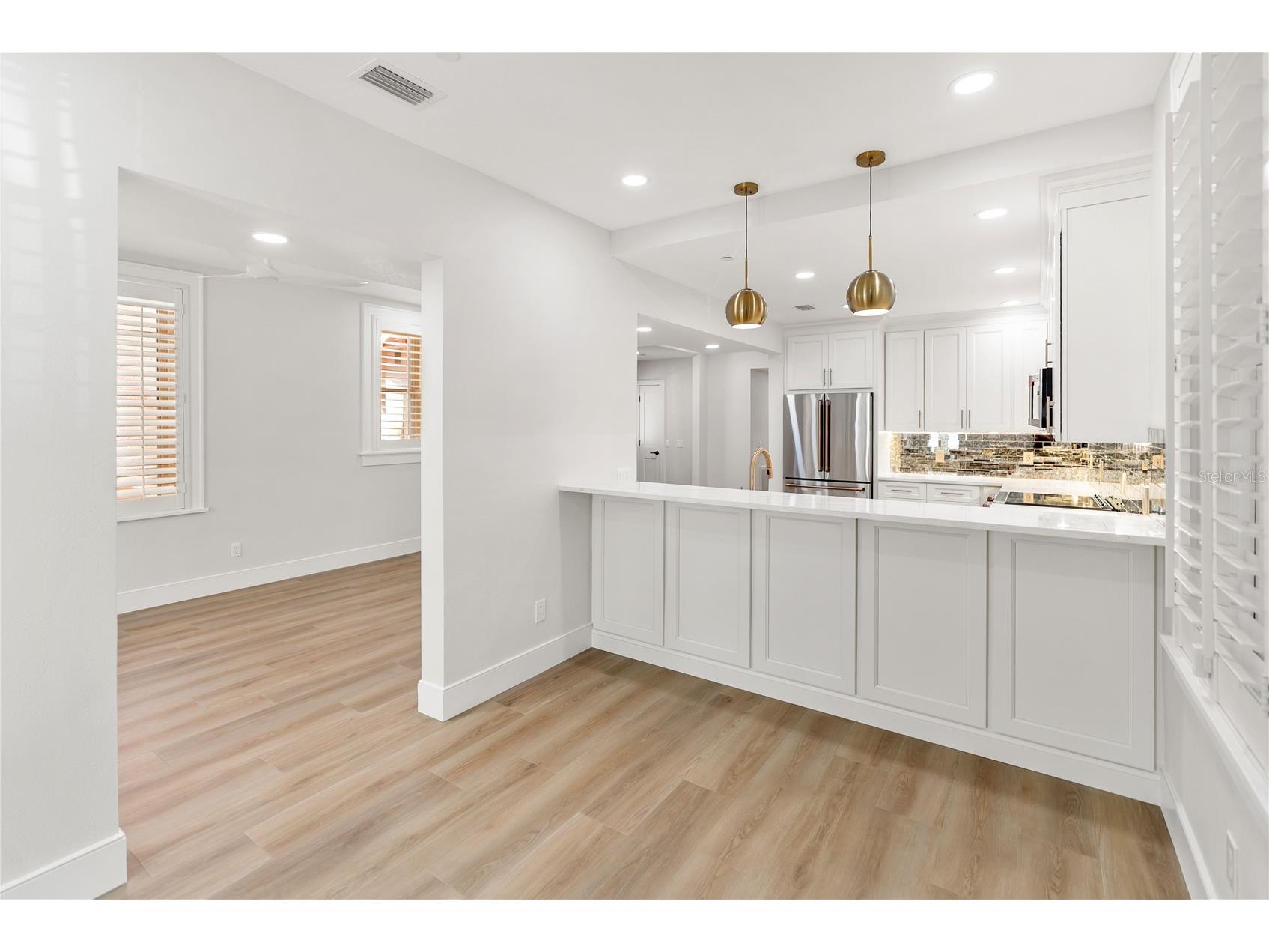 1221 N Palm Avenue #106/107 Sarasota FL 34236 A4682388 image20