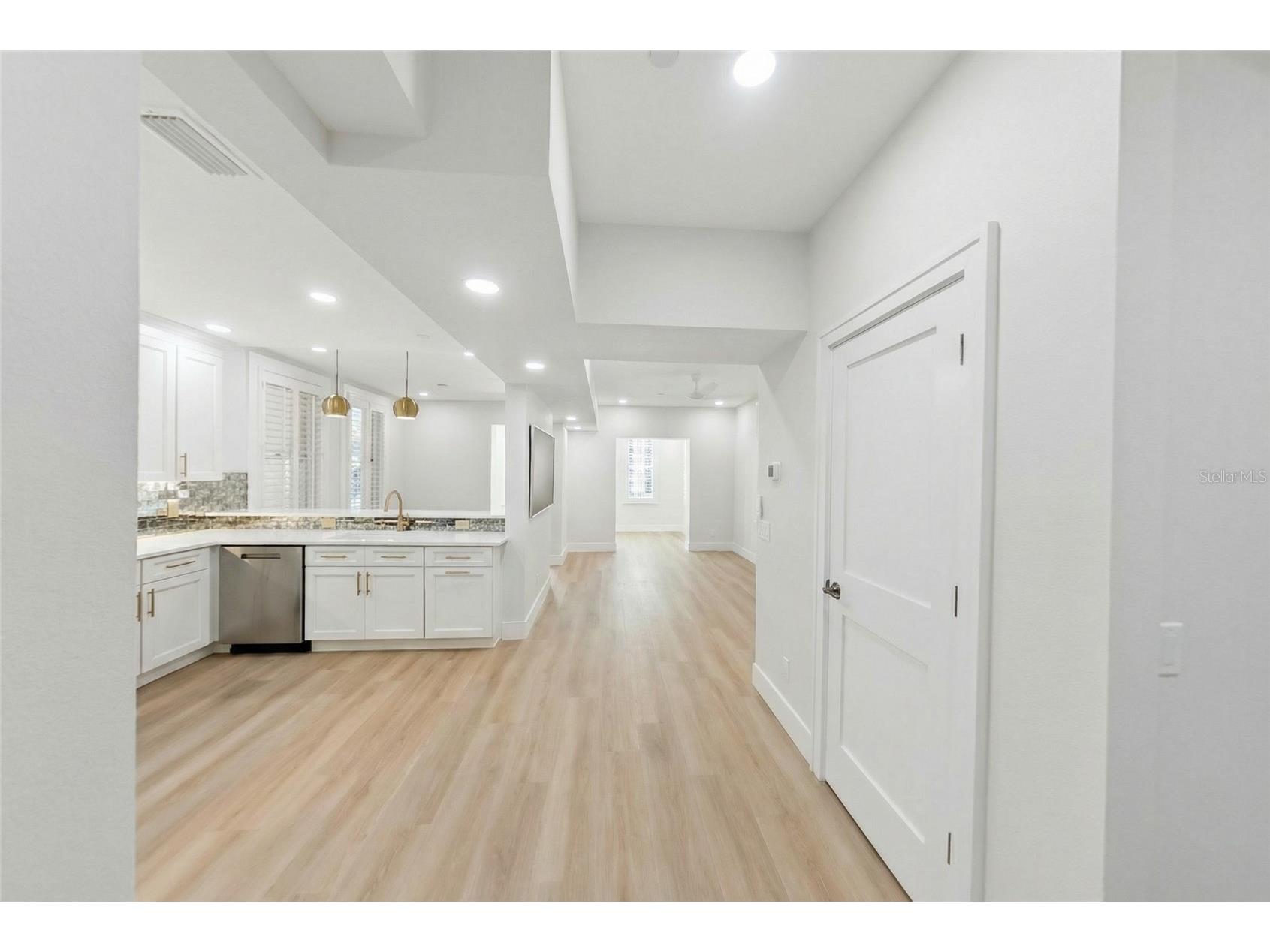 1221 N Palm Avenue #106/107 Sarasota FL 34236 A4682388 image5