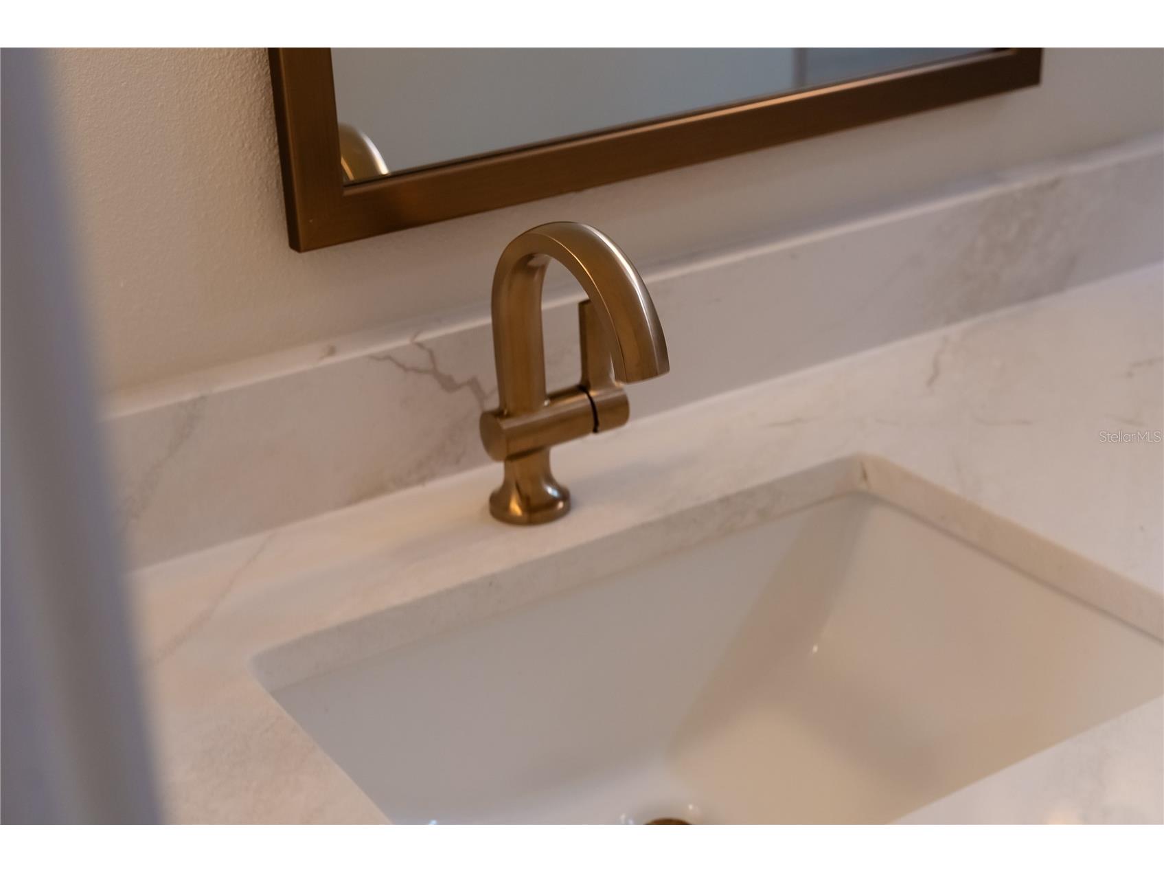 1221 N Palm Avenue #106/107 Sarasota FL 34236 A4682388 image51