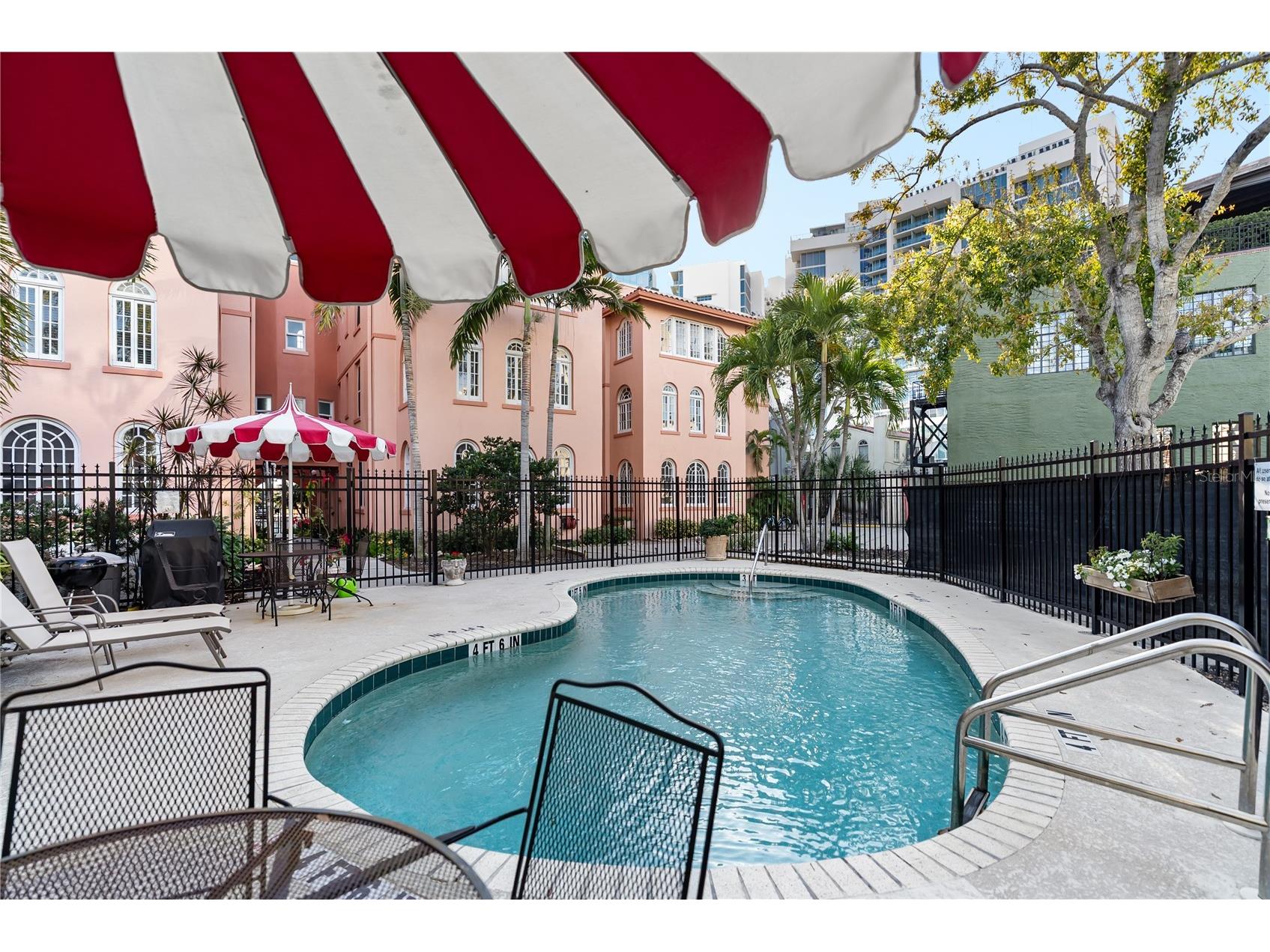 1221 N Palm Avenue #106/107 Sarasota FL 34236 A4682388 image58