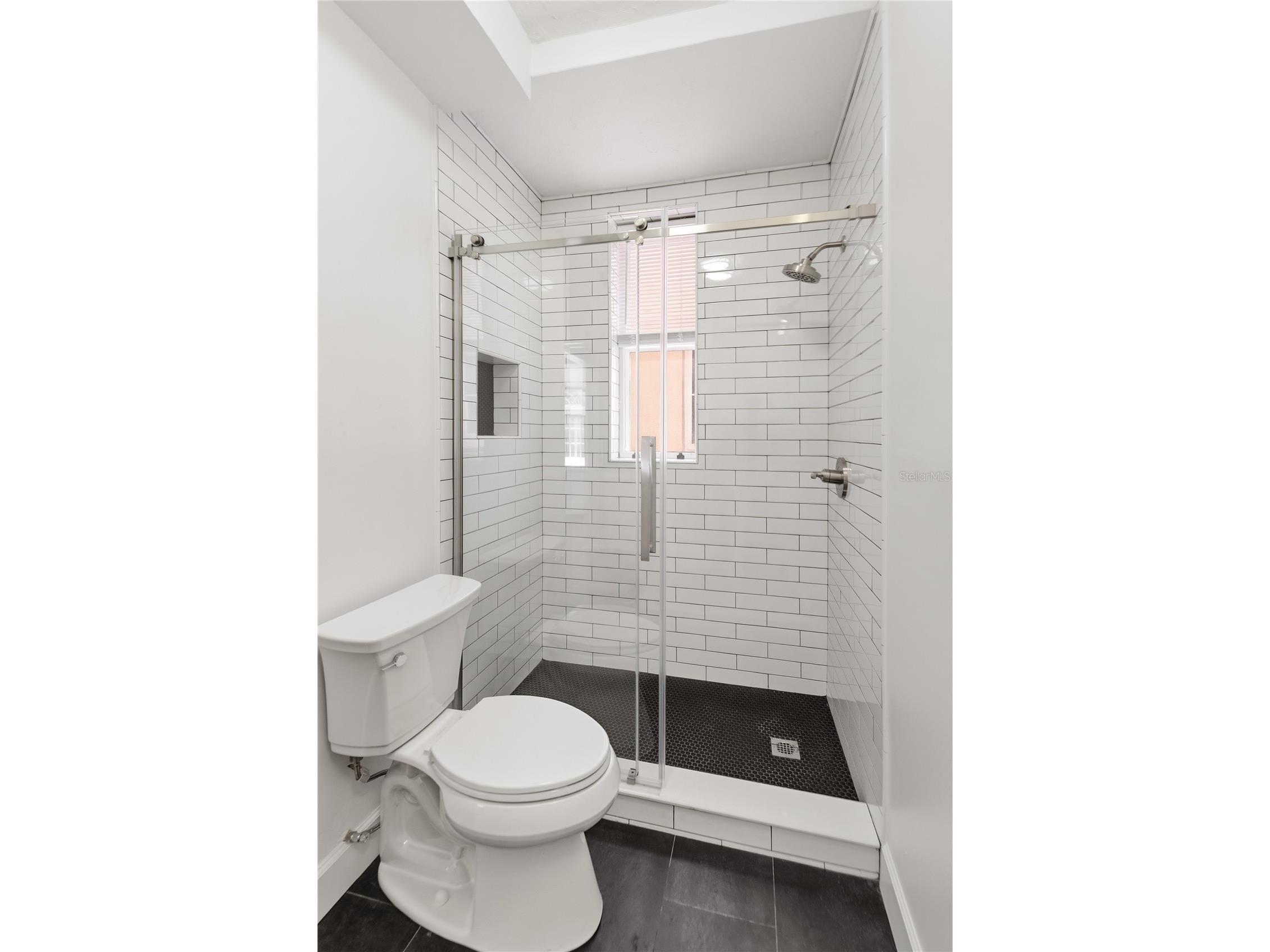 1221 N Palm Avenue #202 Sarasota FL 34236 A4693884 image28