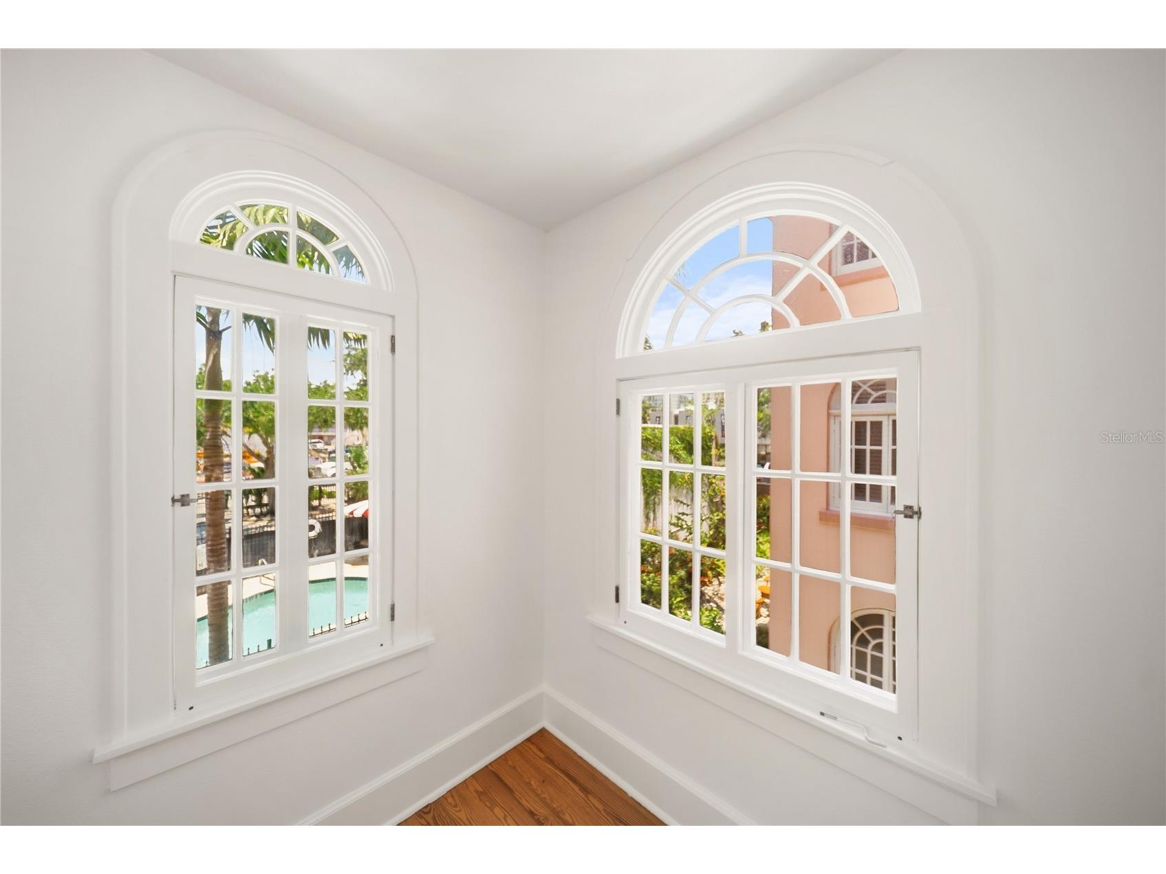 1221 N Palm Avenue #202 Sarasota FL 34236 A4693884 image30