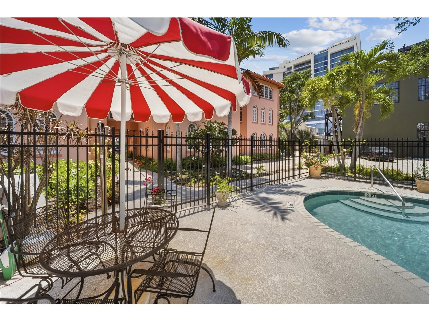 1221 N Palm Avenue #202 Sarasota FL 34236 A4693884 image36