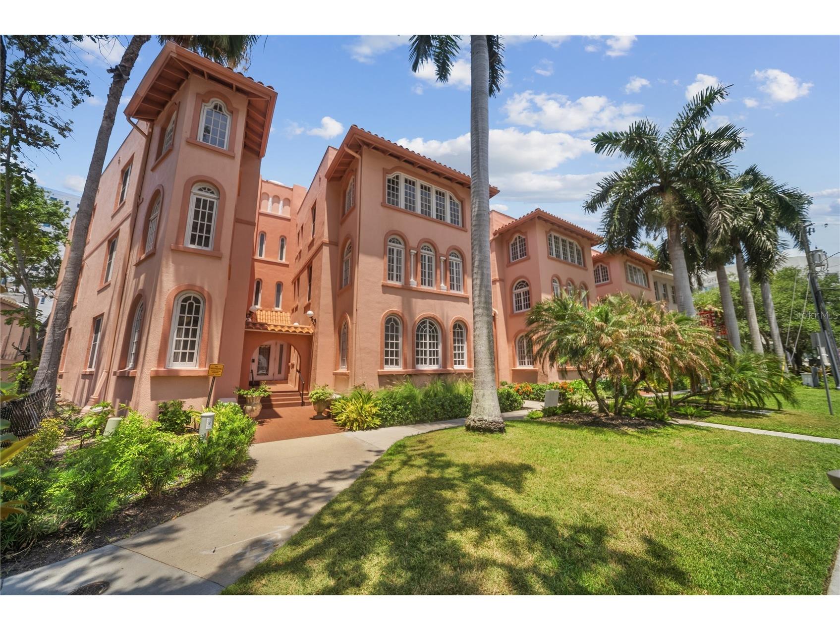 1221 N Palm Avenue #202 Sarasota FL 34236 A4693884 image44