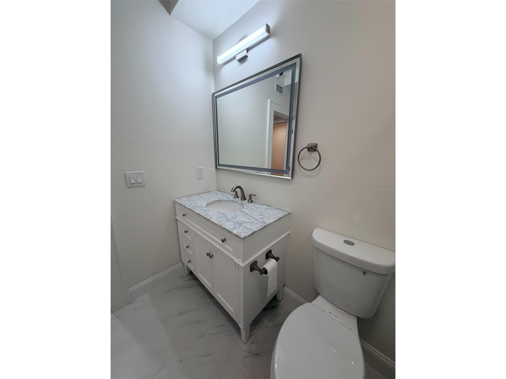 1221 N Palm Avenue #204 Sarasota FL 34236 A4695937 image17
