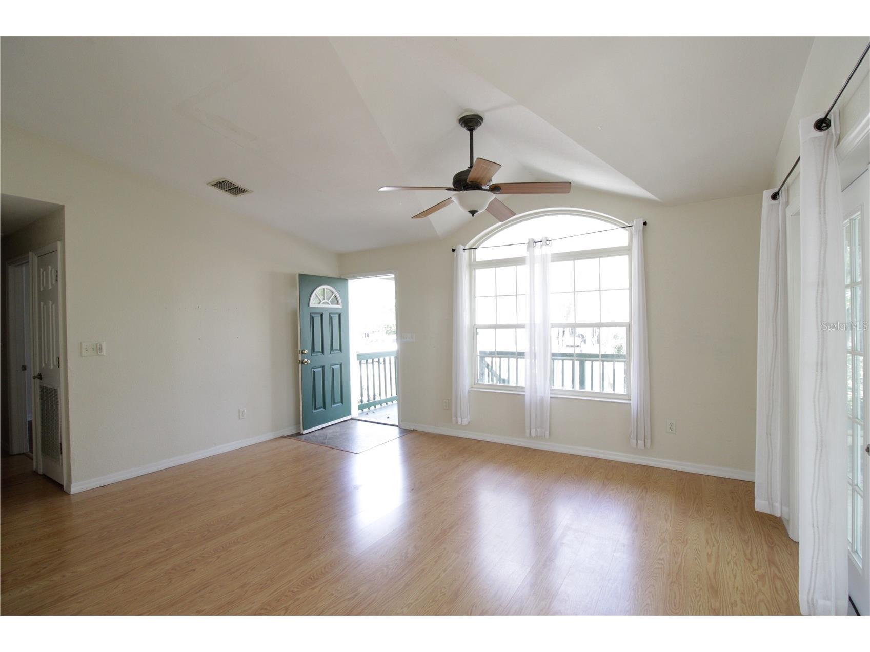 1221 NW 35th Avenue Gainesville FL 32609 GC535415 image4