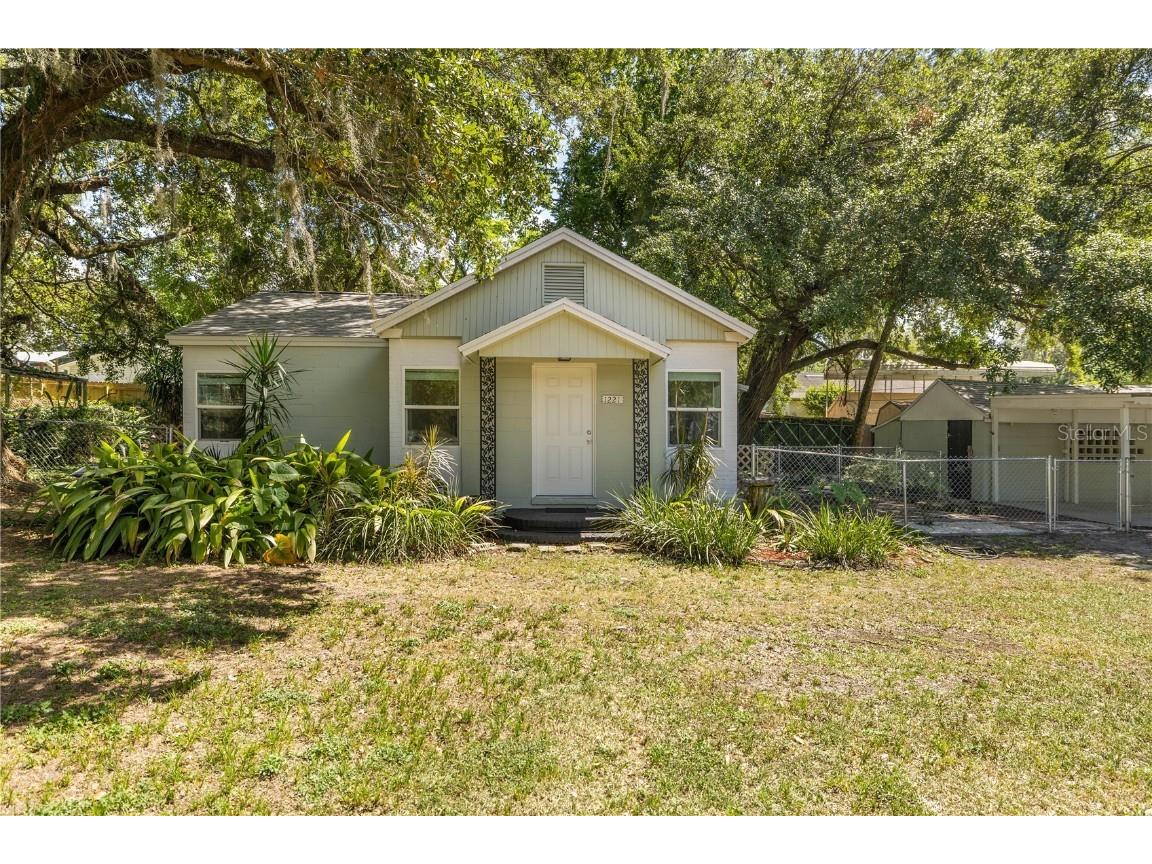 1221 Osceola Avenue Leesburg FL 34748 OM677833 image1