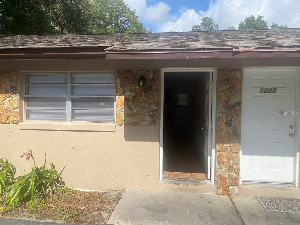 1221 Pioneer Trail Leesburg FL 34748 S5085657 image1