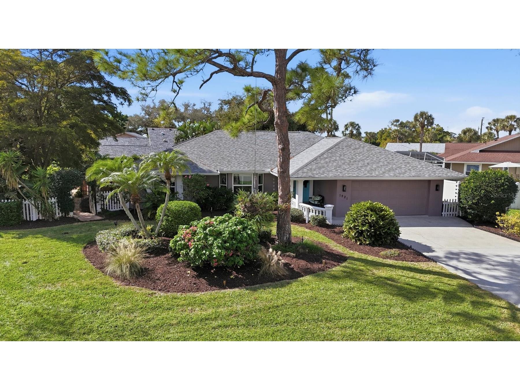 1221 Schooner Lane Venice FL 34285 N6141810 image1