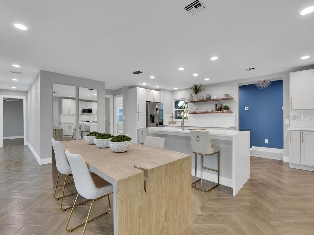 1221 SE 43rd Terrace Cape Coral FL 33904 C7483850 image1