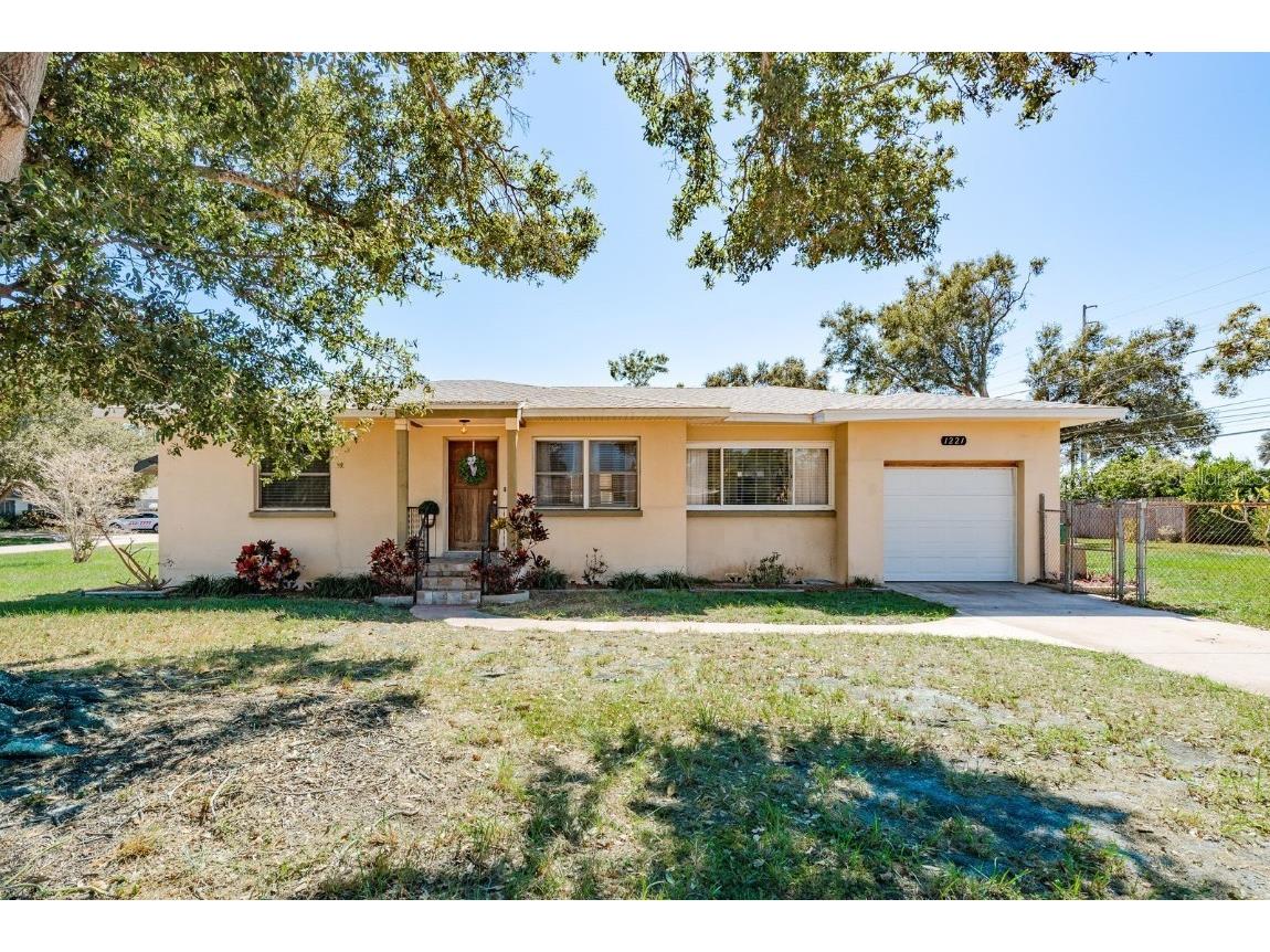 1221 Woodlawn Street Clearwater FL 33756 TB8424306 image1