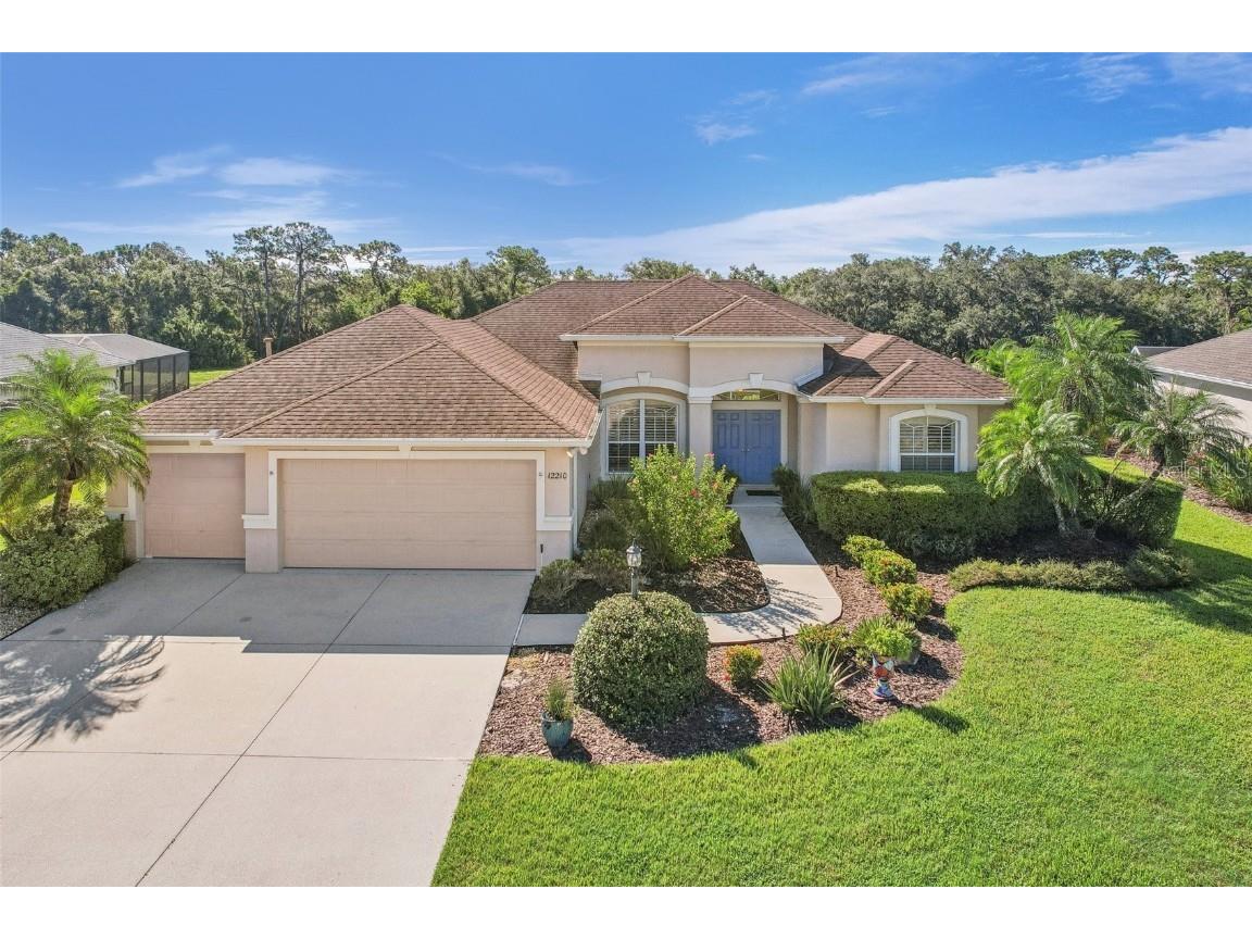 12210 Clubhouse Drive Lakewood Ranch FL 34202 T3552658 image1