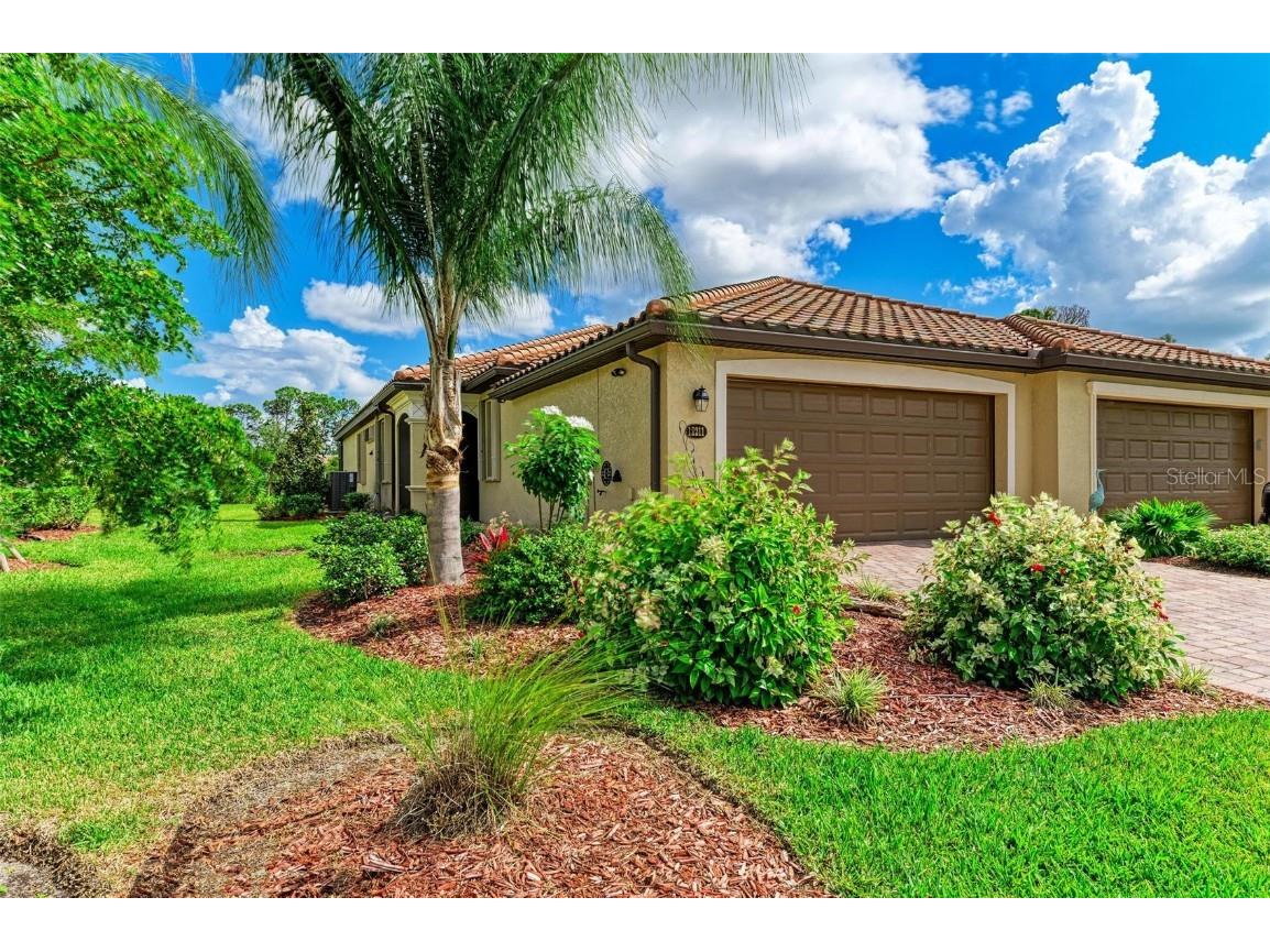 12211 Amica Loop Venice FL 34293 A4584898 image1