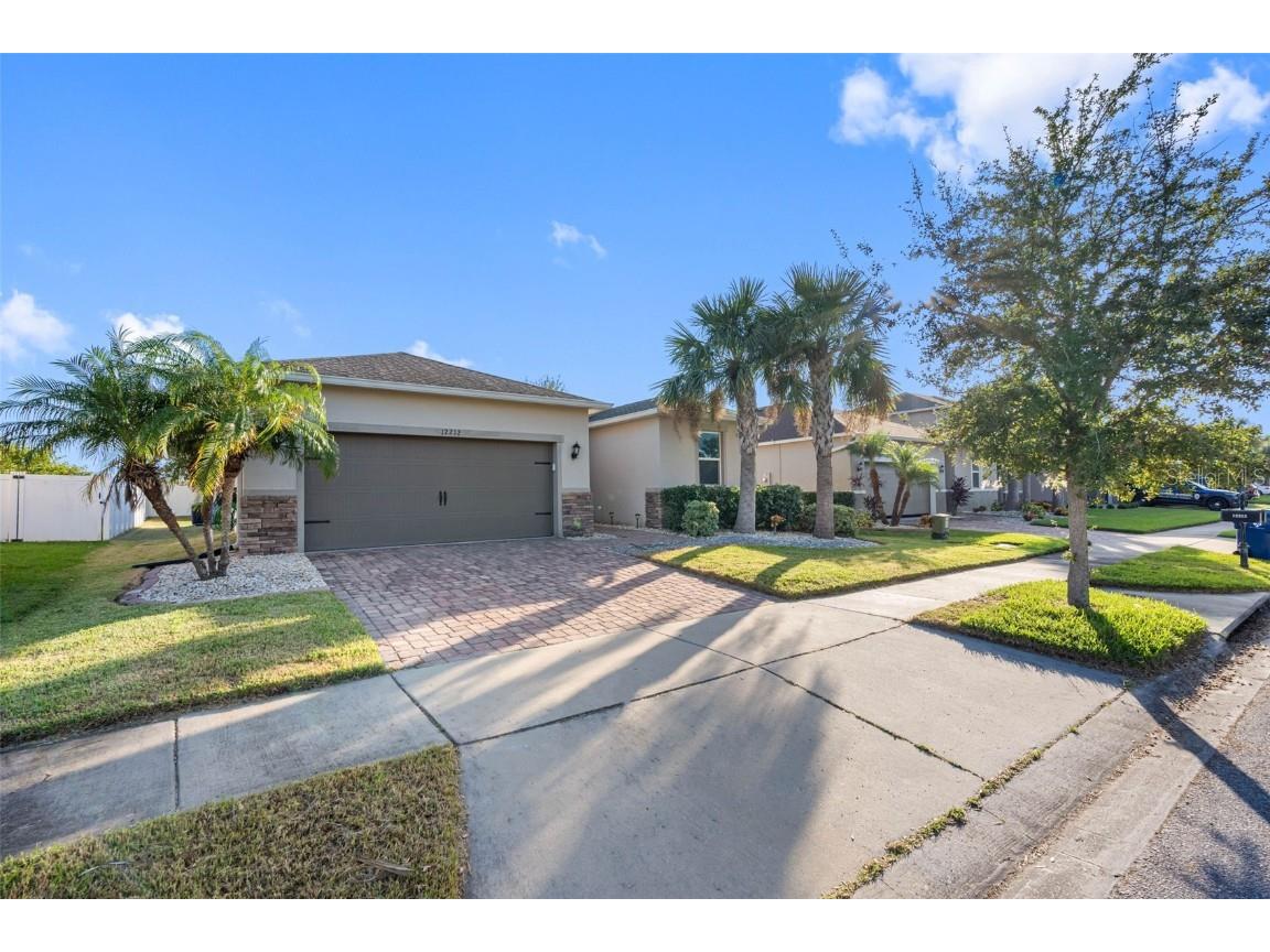 12212 Lake Boulevard New Port Richey FL 34655 TB8320984 image1