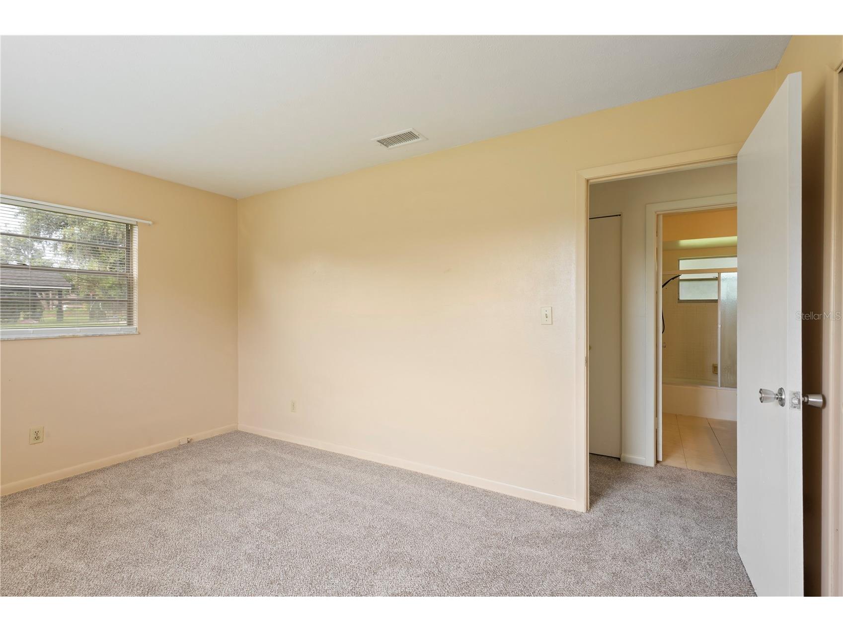 12215 Leanne Drive Dade City FL 33525 TB8528627 image15
