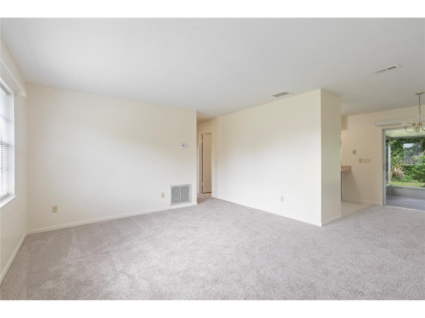12215 Leanne Drive Dade City FL 33525 TB8528627 image4