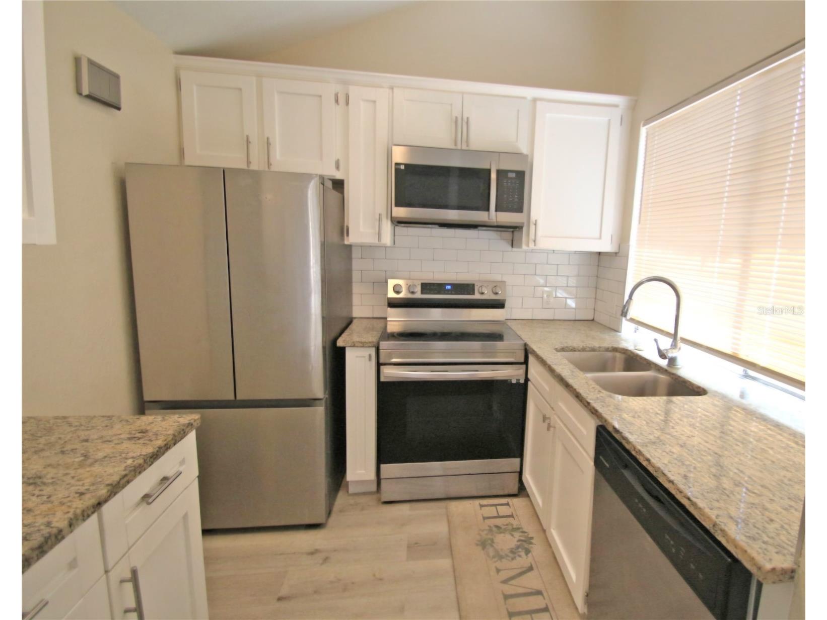12217 Saddle Strap Row Hudson FL 34667 TB8523427 image2