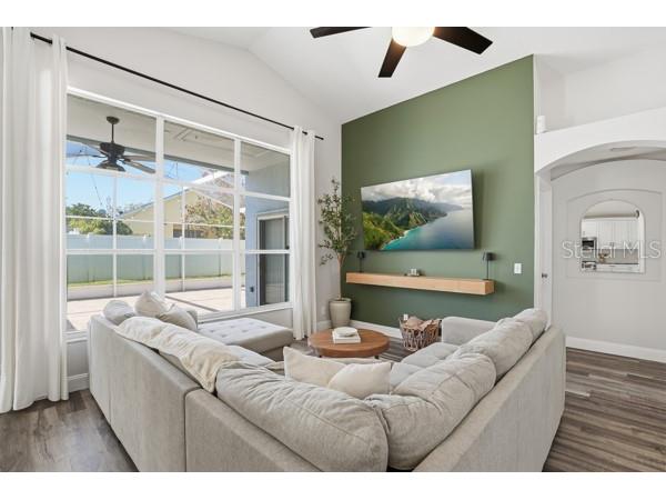 12219 Bishopsford Drive Tampa FL 33626 TB8498118 image12
