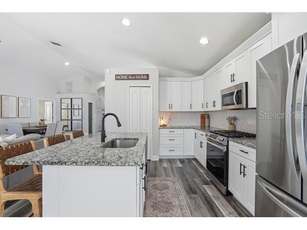 12219 Bishopsford Drive Tampa FL 33626 TB8498118 image16