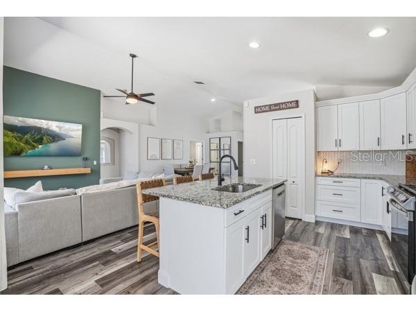 12219 Bishopsford Drive Tampa FL 33626 TB8498118 image17