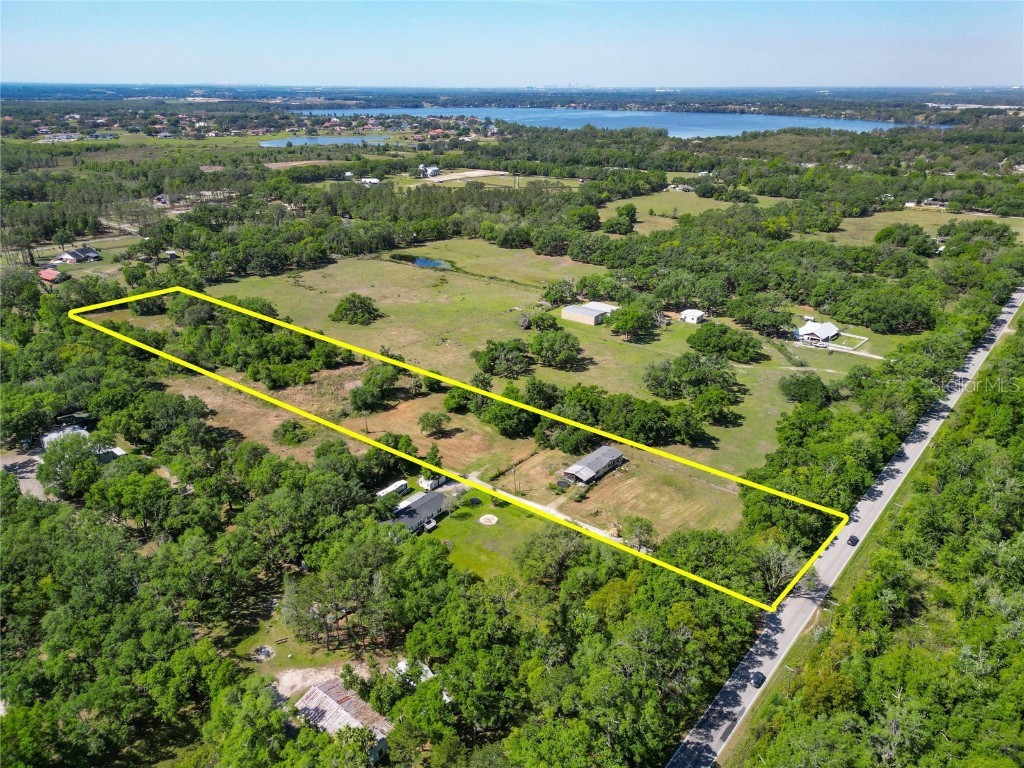 12219 Knights Griffin Road Thonotosassa FL 33592 TB8365793 image1