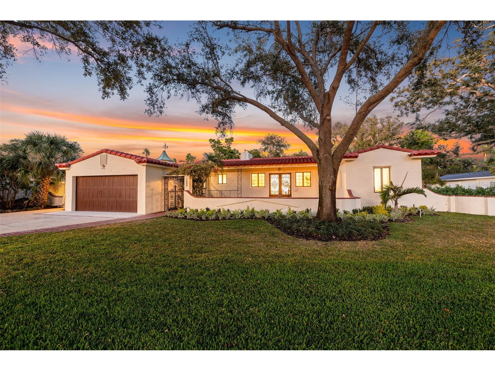 1222 Brightwaters Boulevard NE Saint Petersburg FL 33704 TB8450175 image1