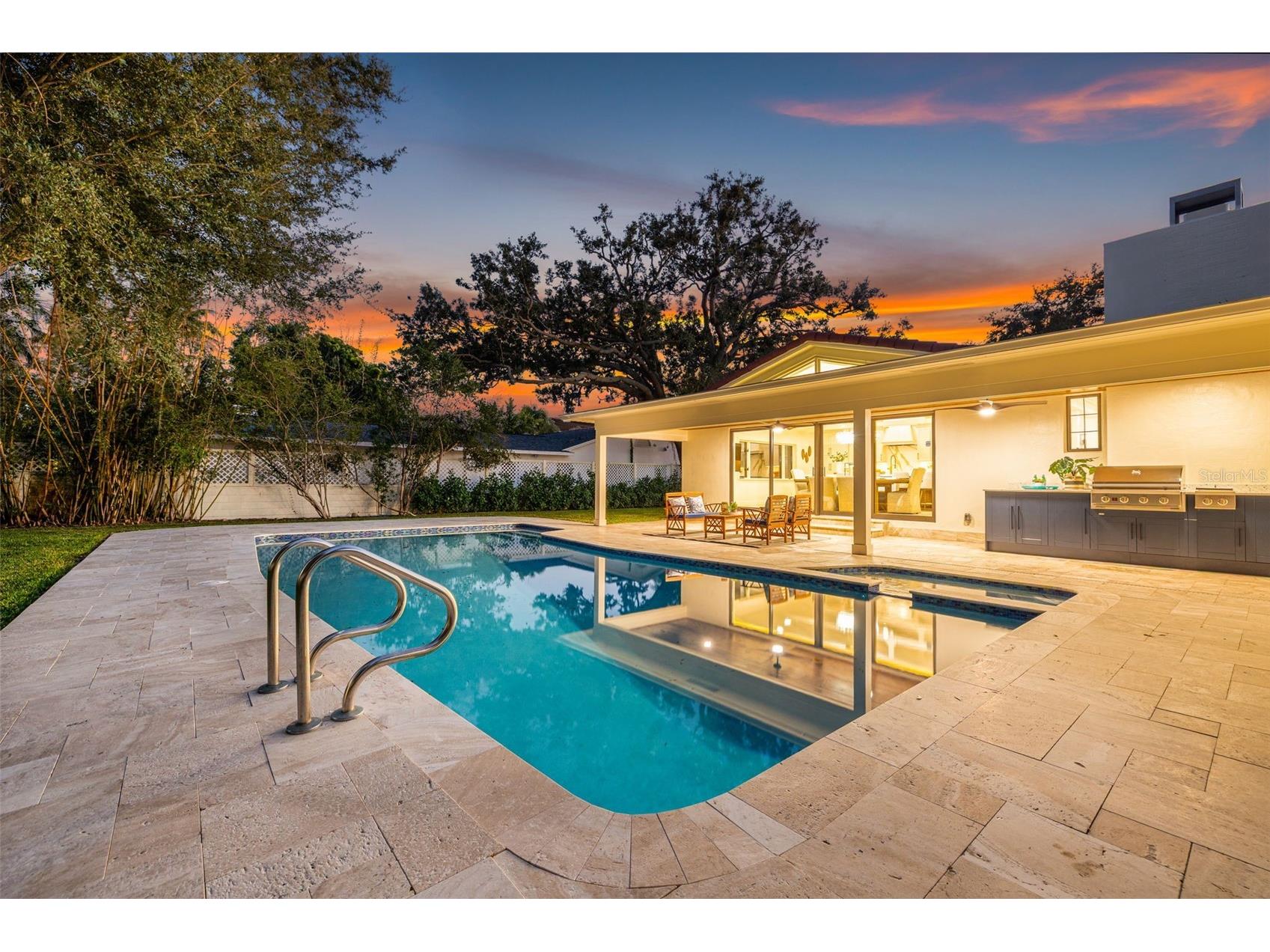 1222 Brightwaters Boulevard NE Saint Petersburg FL 33704 TB8450175 image28