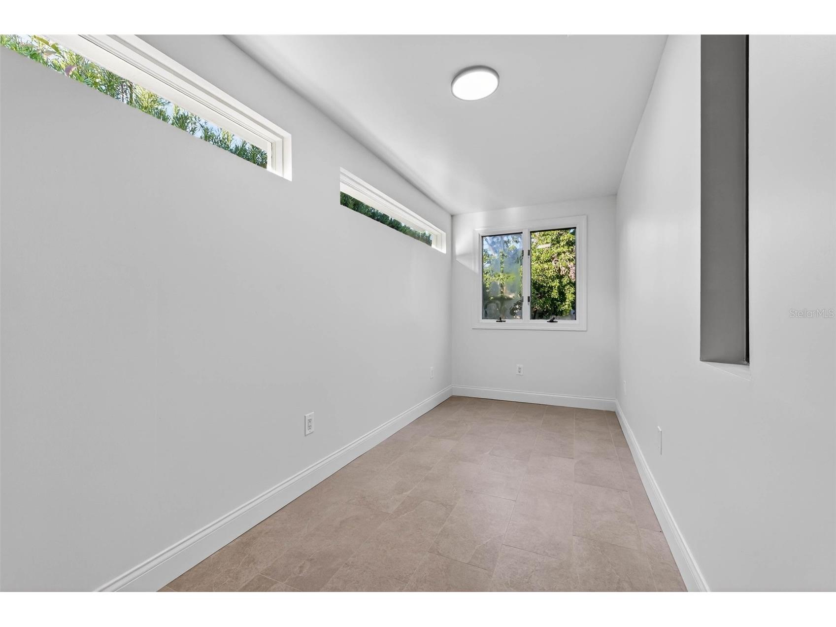 1222 Brightwaters Boulevard NE Saint Petersburg FL 33704 TB8450175 image49