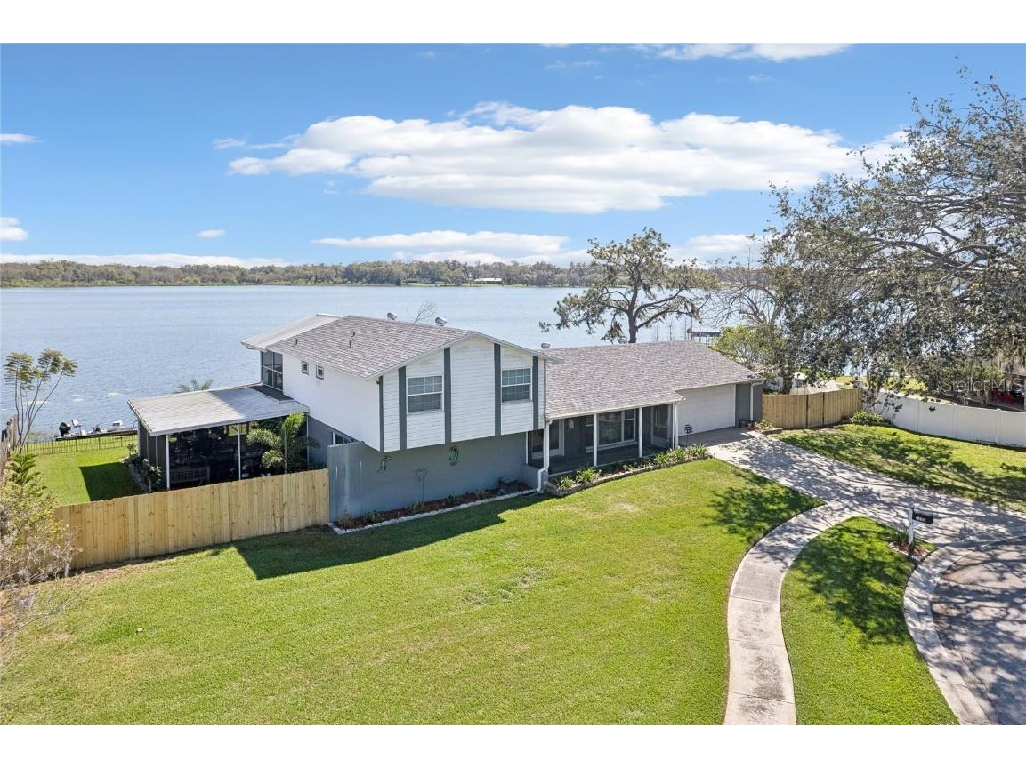 1222 Lady Elaine Drive Valrico FL 33594 - LAKE VALRICO TB8369368 image1