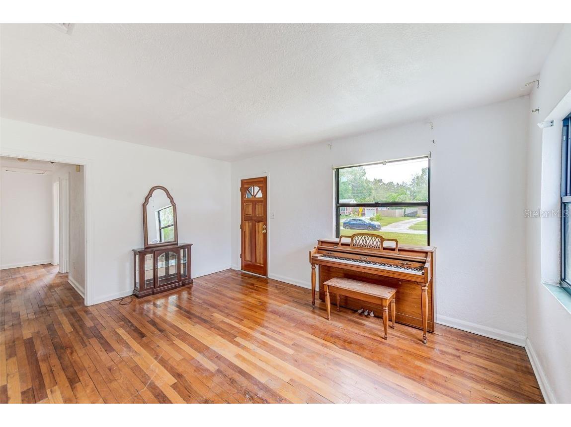 1222 Seminole Street Clearwater FL 33755 TB8424577 image4