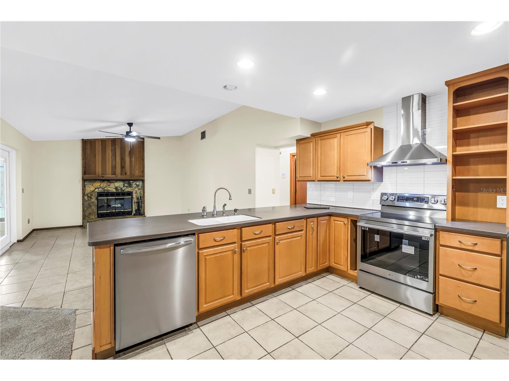 12220 Wild Acres Road Largo FL 33773 TB8525298 image8