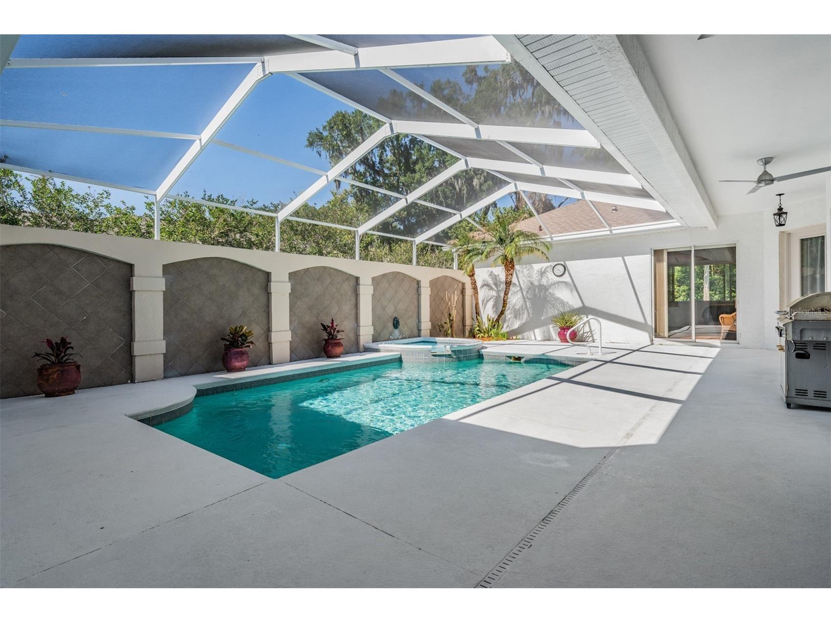 12220 Woodlands Circle Dade City FL 33525 TB8499078 image2