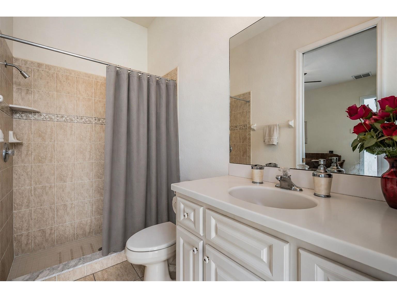 12220 Woodlands Circle Dade City FL 33525 TB8499078 image38