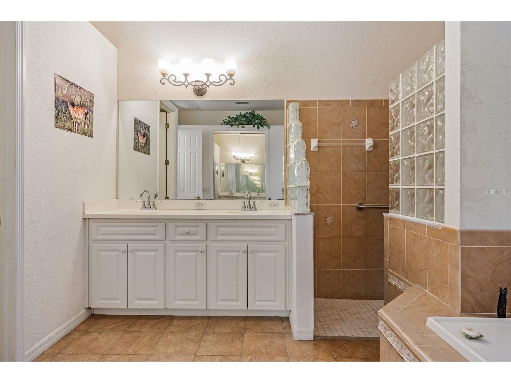 12220 Woodlands Circle Dade City FL 33525 TB8499078 image45