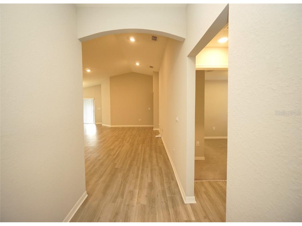 12221 Cypress Branch Street Riverview FL 33579 TB8453664 image3