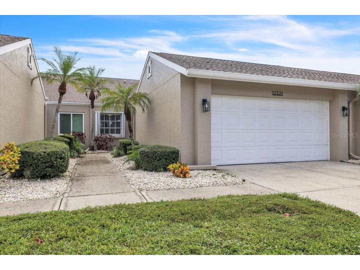 12221 SW Kingsway Circle #B2 Lake Suzy FL 34269 C7517041 image1