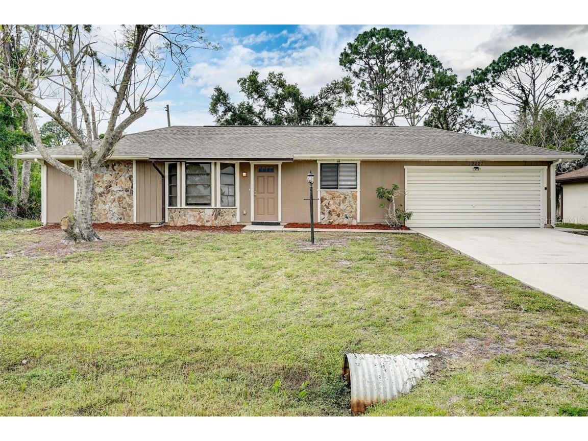 12227 Chancellor Boulevard Port Charlotte FL 33953 C7491652 image1