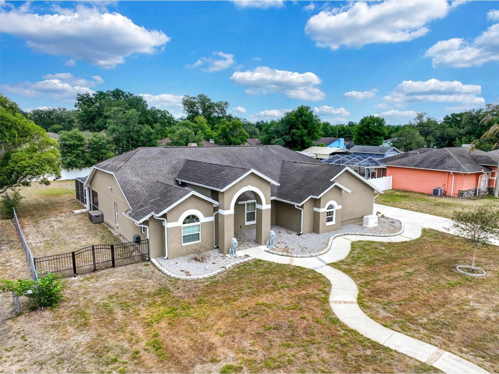 12229 Langshaw Drive Thonotosassa FL 33592 TB8504476 image1