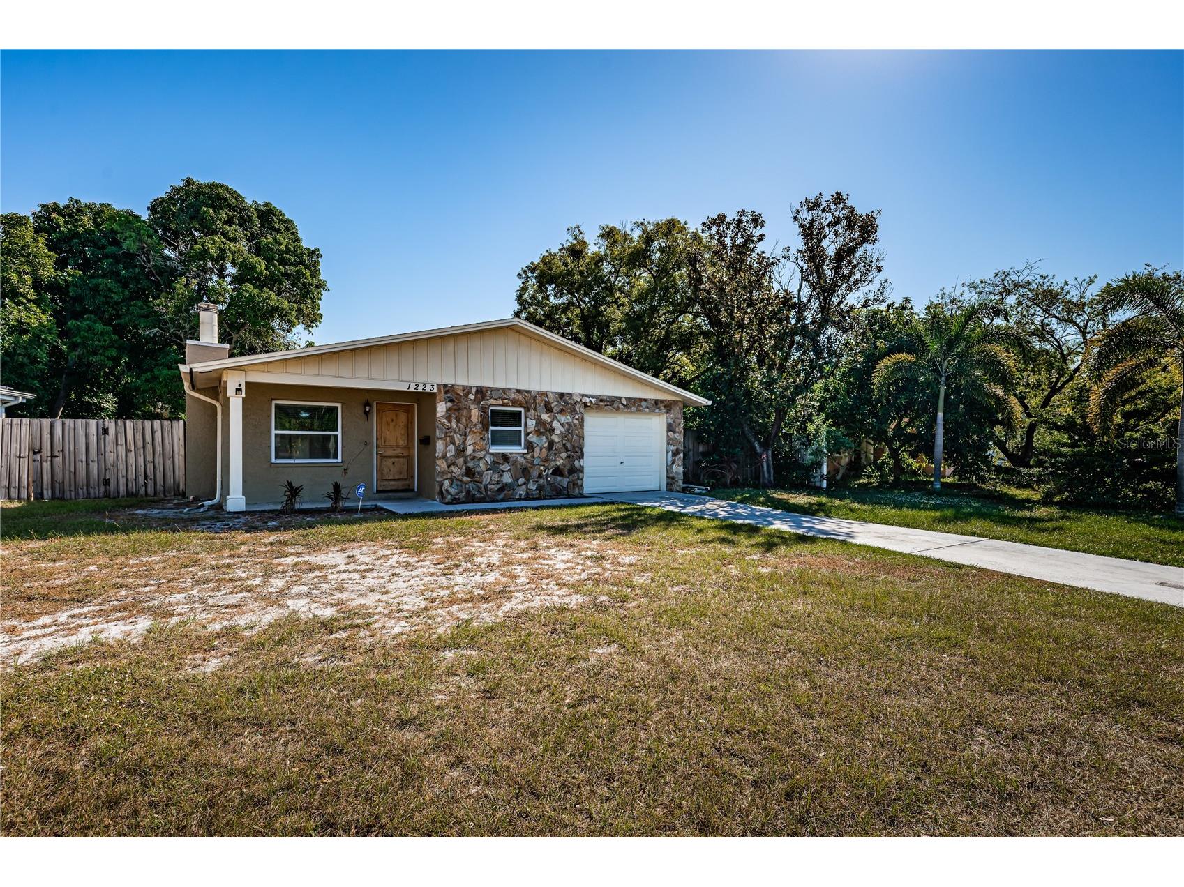 1223 35th Street N Saint Petersburg FL 33713 TB8444706 image1