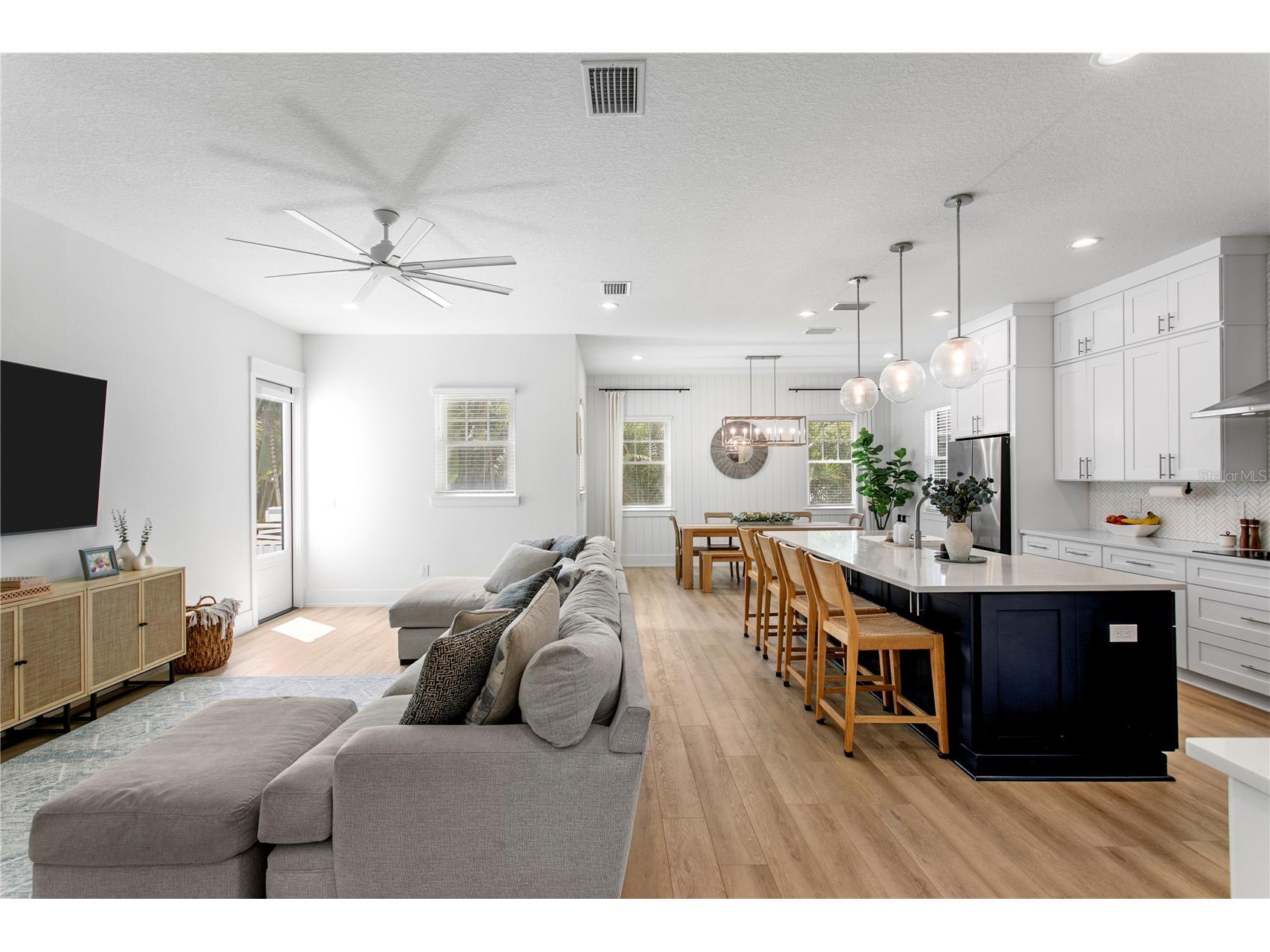 1223 5th Street S Saint Petersburg FL 33701 TB8505016 image3