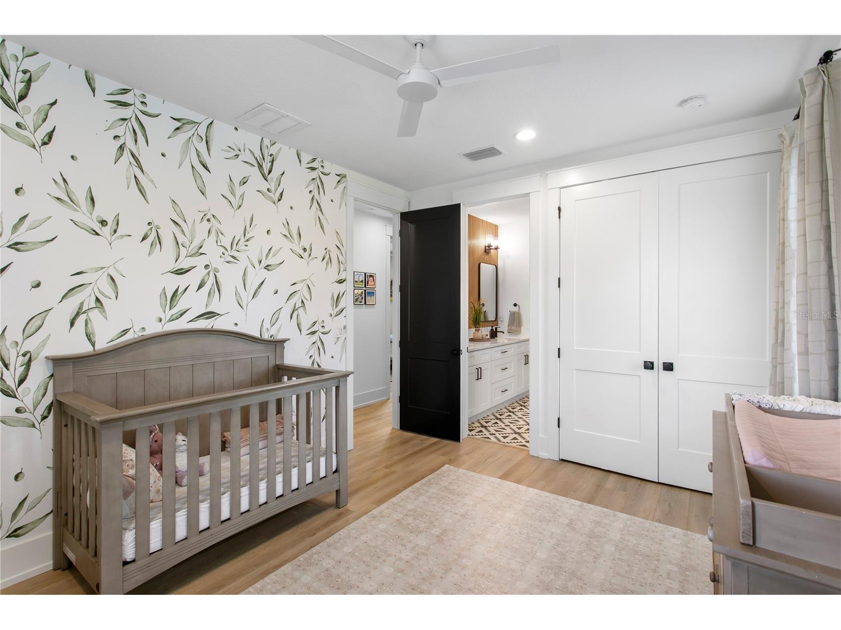 1223 5th Street S Saint Petersburg FL 33701 TB8505016 image35