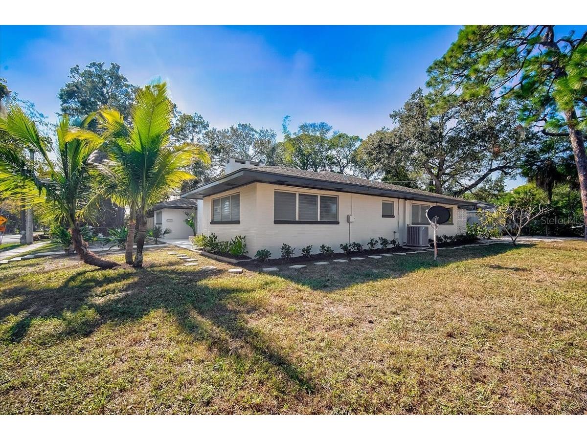 1223 Cocoanut Avenue Sarasota FL 34236 R4910824 image1